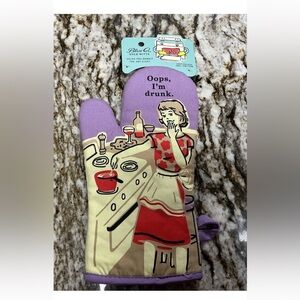Blue Q Oops, I’m drunk multicolored oven mitt New With Tags